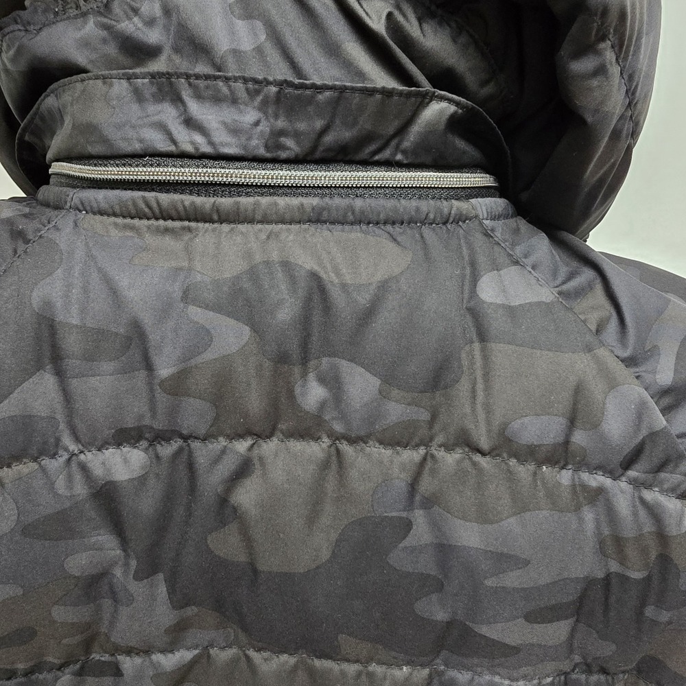 Lululemon Down Puffy Vest Spring Fling Womens Size 10 Gray Camouflage Full Zip - Picture 8 of 11